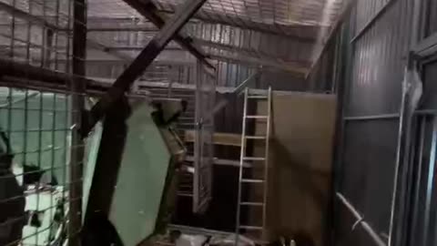 A chicken coop on wheels? The Ukrainians turned an M113 transporter into an impregnable fortress