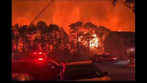 🚨 Massive wildfire rages in Myrtle Beach, zero containment! 🔥