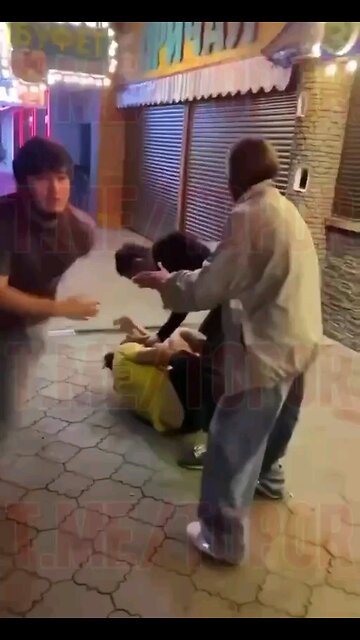 Caucasians beat up vacationers for refusing to meet a girl