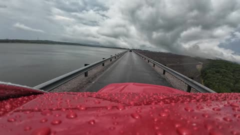 Driving across a stormy Raccoon Mountain