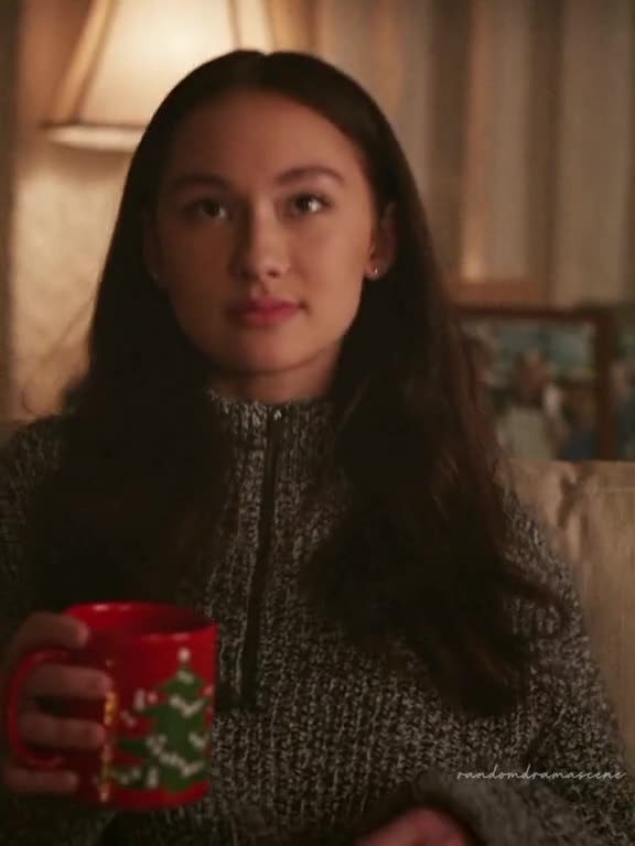 HOT COCOA SCENE! the way they look at each other ❤️💗 #thesummeriturnedpretty #thesummeriturnedpretty