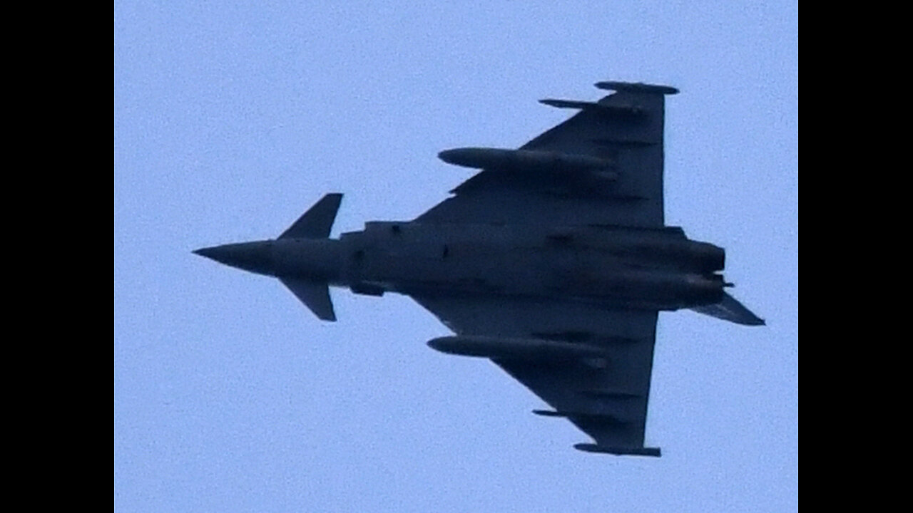 RAF (ZK329) 5G STALKING AND DUMPING CHEMTRAILS