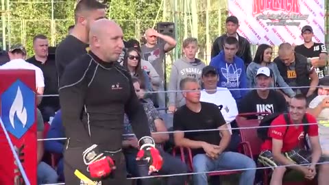 Настоящий ДЕД в боях без правил !!!!!