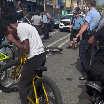 Blacks allowed to assault cops... gets pepper sprayed.. no arrest..