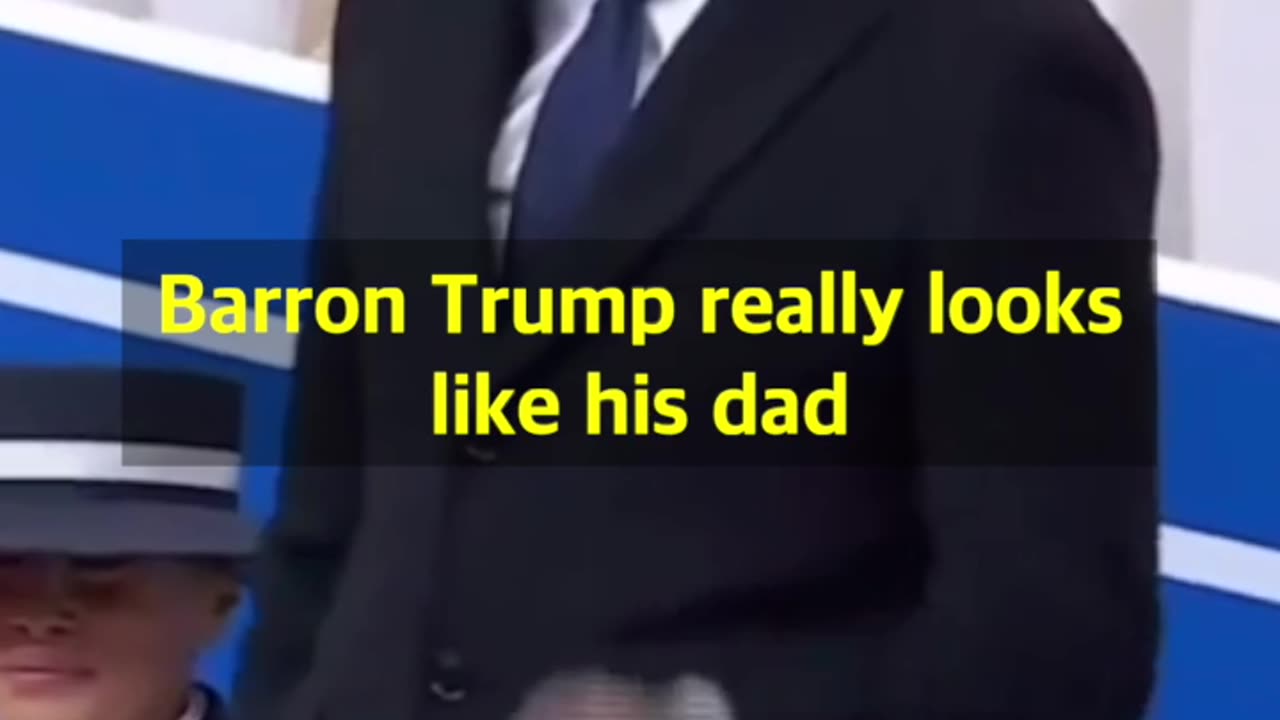 Barron Trump really looks like his dad