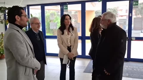 Bacoli (NA) - IL LICEO SENECA E' ORA UN LICEO SCIENTIFICO SPORTIVO. LE INTERVISTE (27.01.25)