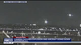 Washington DC plane crash caught on camera