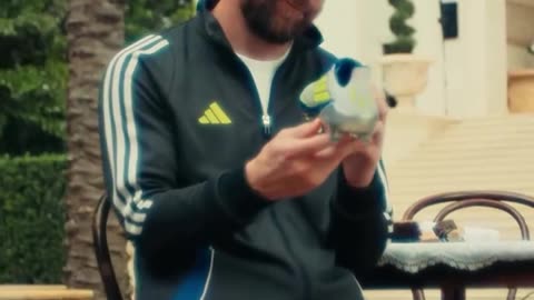 Adidas & Leo messi
