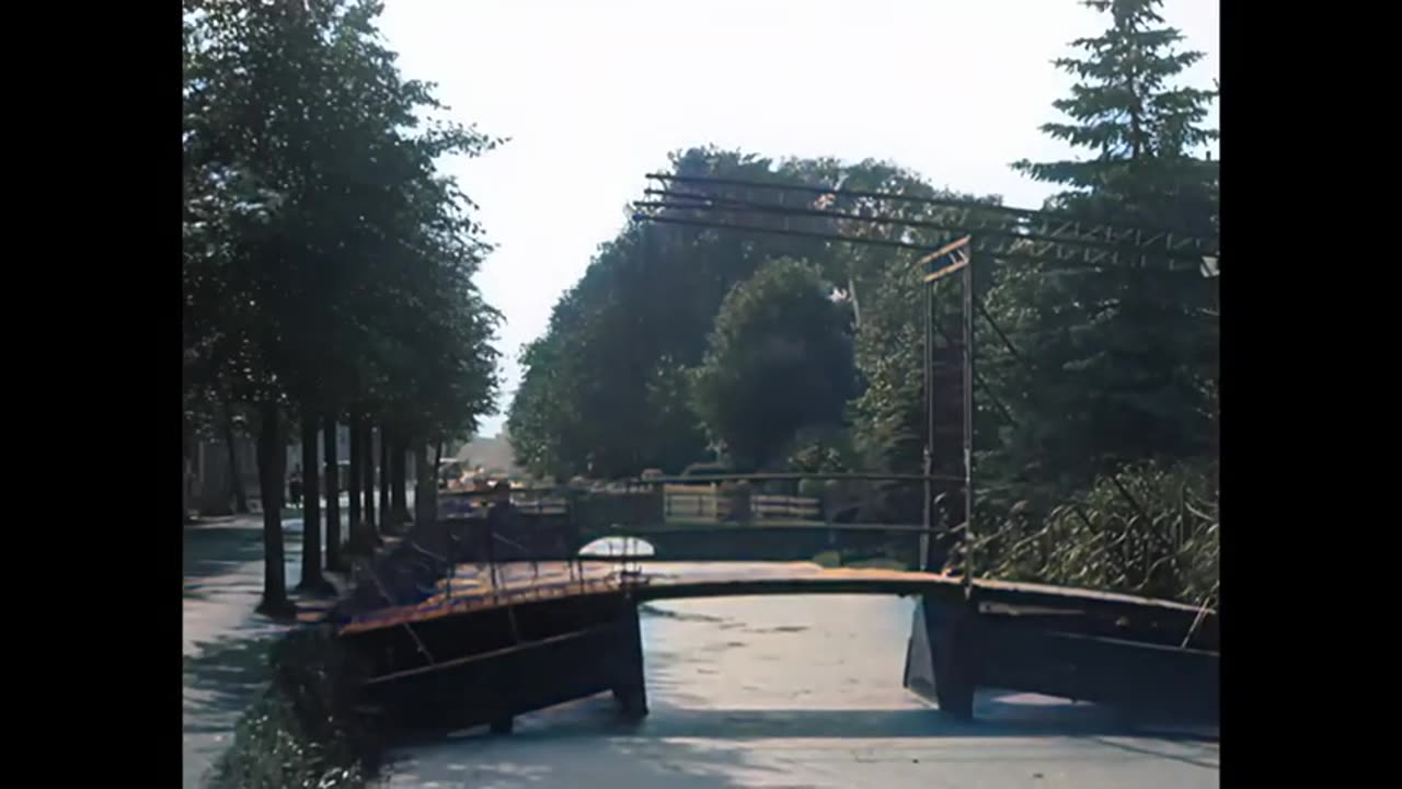 Waddinxveen’s Charm: A 1922 Dutch Gem in Color!