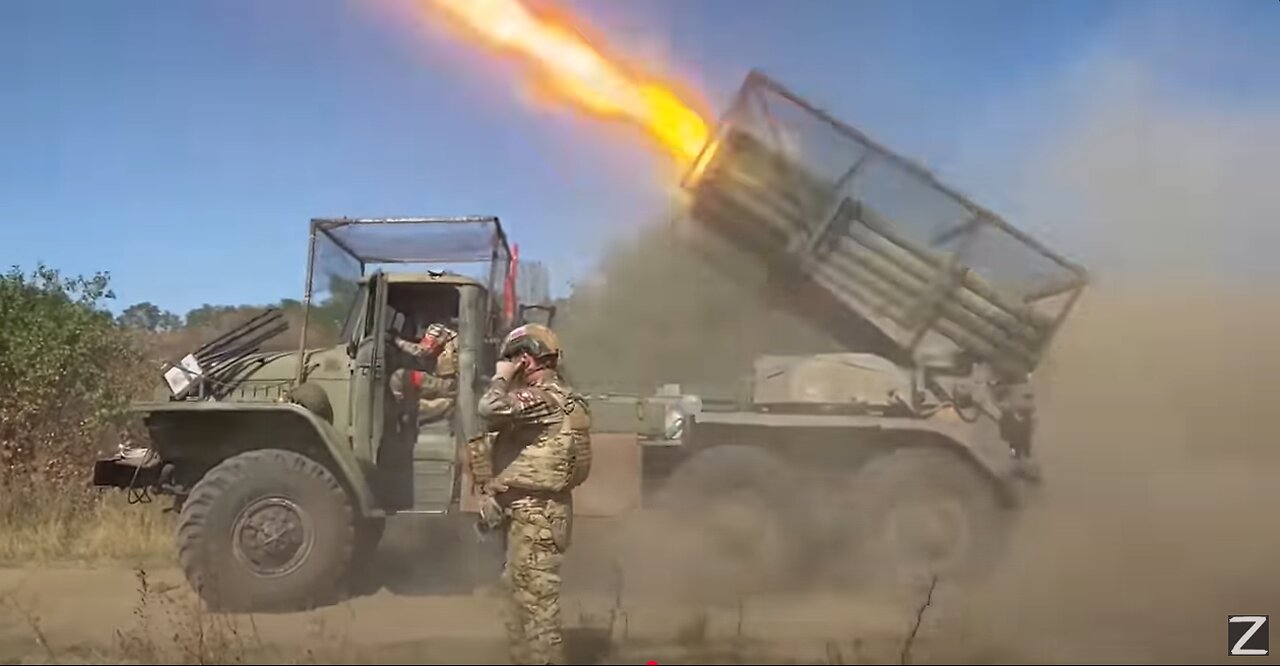 Heavy Russian Strikes on Ukrainian Positions – Part 14