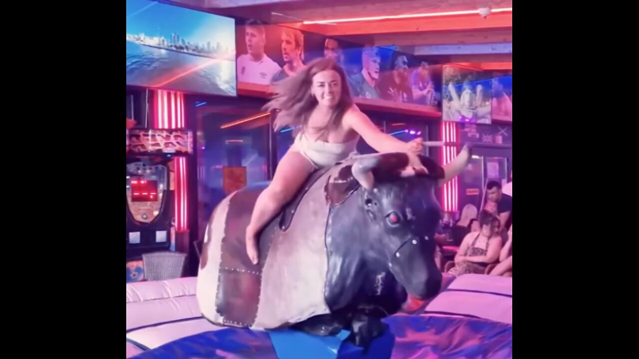 WOW Bull RIDING amazing girl, GREAT TIMES