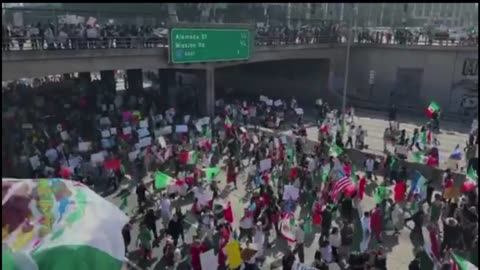 Breaking: They're blocking HWY 101 in LA!