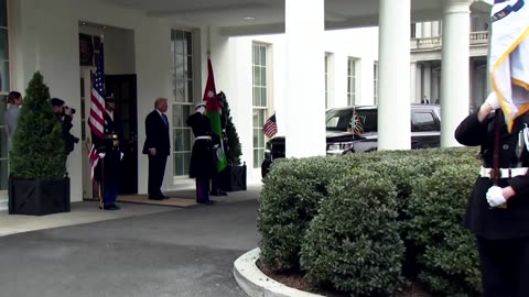 Trump welcomes Jordan's King Abdullah to the White House