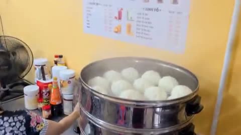 Authentic Vietnamese Delights: A Day at the Grand Morning Market!