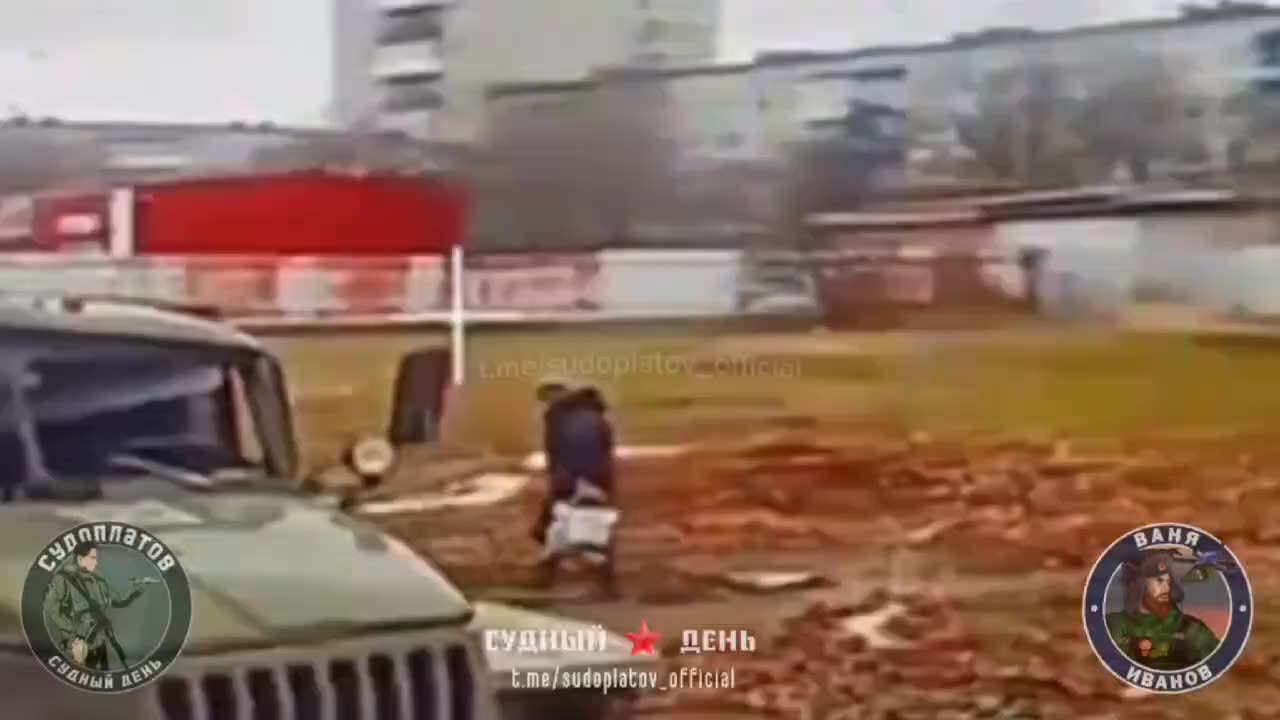 Russian FPV Politely Waits for the Babushka to Take Out the Trash