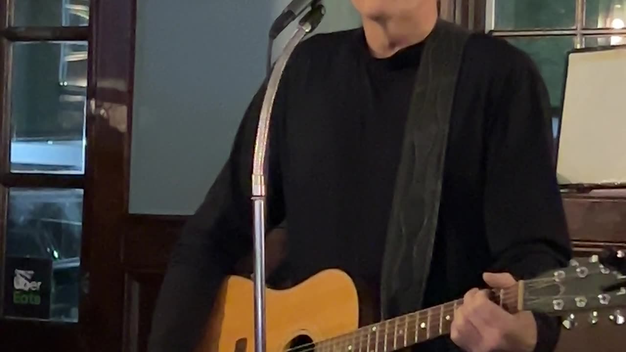 Knockin On Heavens Door - Bob Dylan Cover - Austin Ale House - Open Mic - Feb. 2nd, 2025
