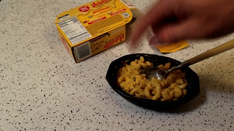 Velveeta Cheesy Bowls Bacon Mac And Cheese Food Review