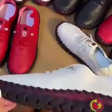 Women's Casual Lace-Up Sneakers