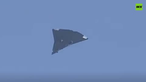 CHINAs 6th generation fighter on first flight.