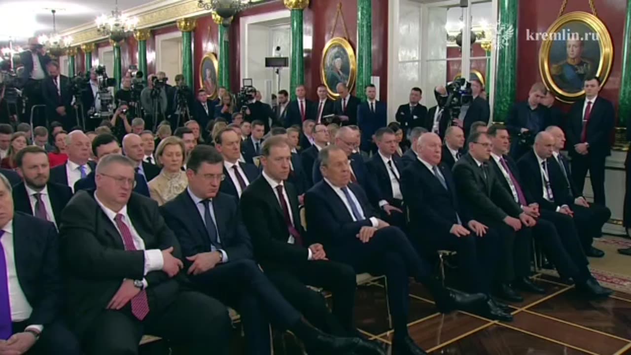 ⚡️Полное видео ответа Путина на вопрос о прекращении огня в Украине.