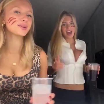 Should US let these Ukrainian refugees in?