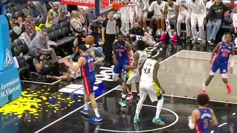 TJ MCCONNELL COAST-TO-COAST! 🤯 #Pacers #NBA #Basketball