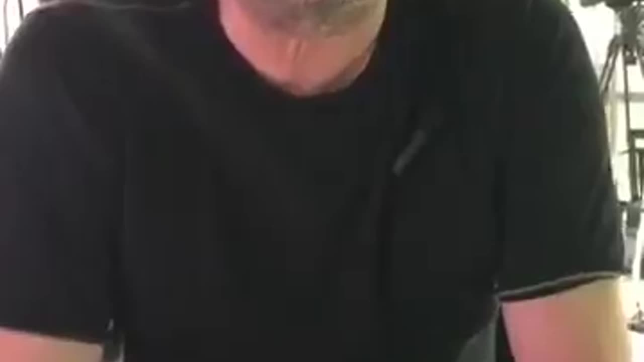 Clipul cenzurat al lui Marius Tuca