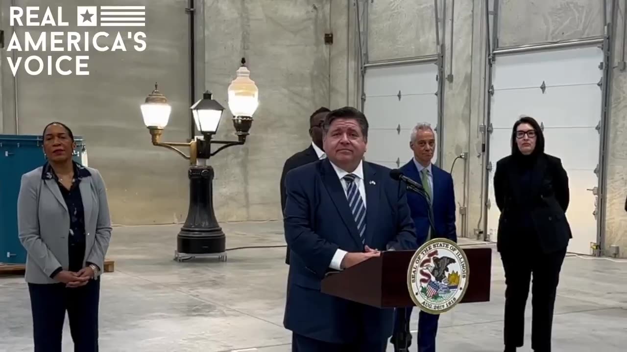 Ben Bergquam Stumps Illinois Gov. JB Pritzker During Press Conference