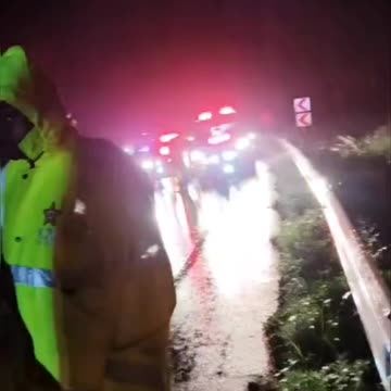 18 people have lost their lives in a deadly crash on Van Reenen’s Pass