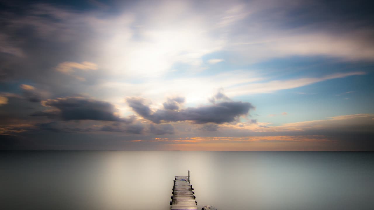 "Powerful Guided Visualization | Manifest Letting Go of Doubts and Fears"