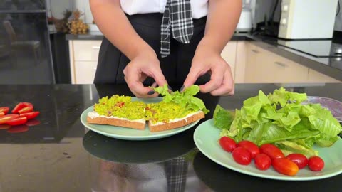 4K Cooking Breakfast with LOLA _ Transparent clothing [2024] AVOCADO TOAST