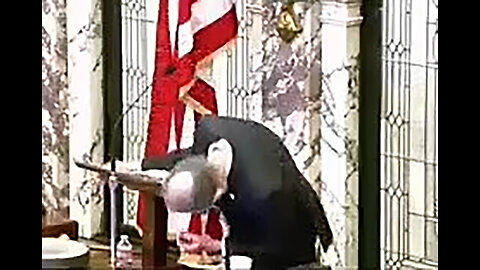 Shocking Video Shows Mississippi Lt Governor Collapse on Senate Floor