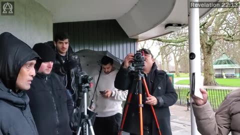 Speakers Corner - Arul Asks Muslims, Does The Quran Teach Terrorism. Answer Is Not In Usman's Script