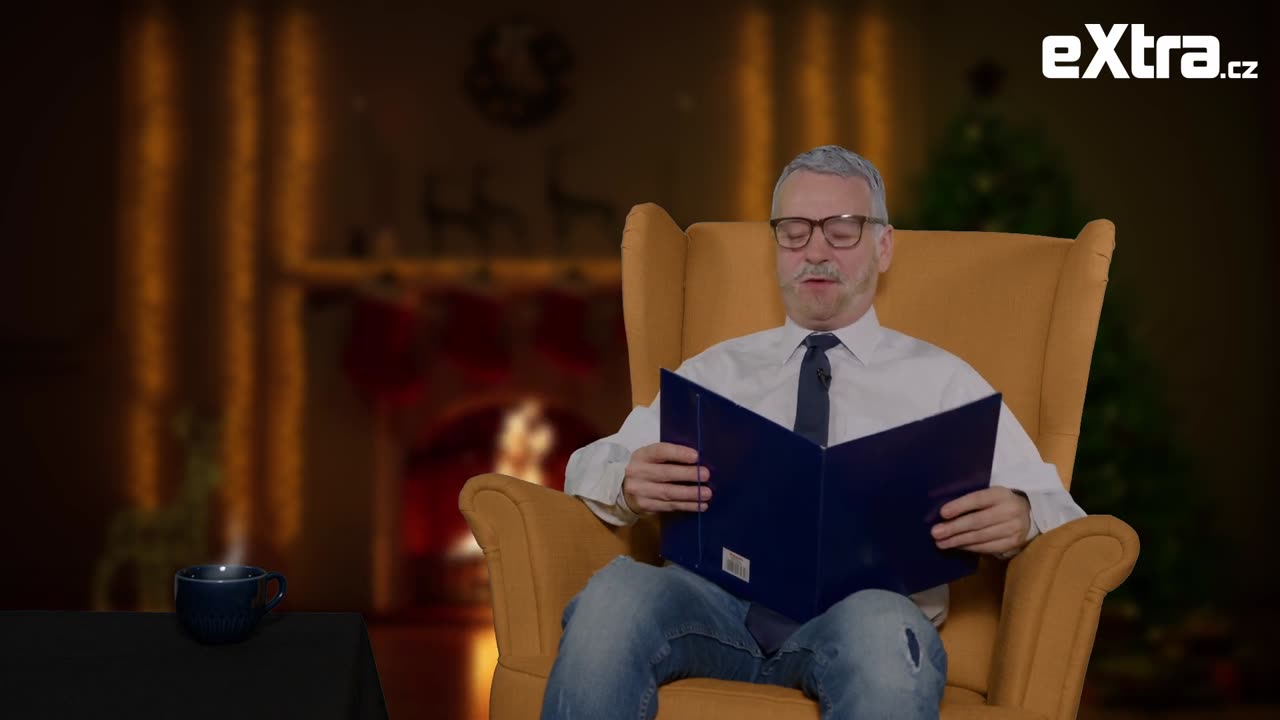 Petr Fiala ve vánočním videu vyprávěl pohádku O červené Pekarce