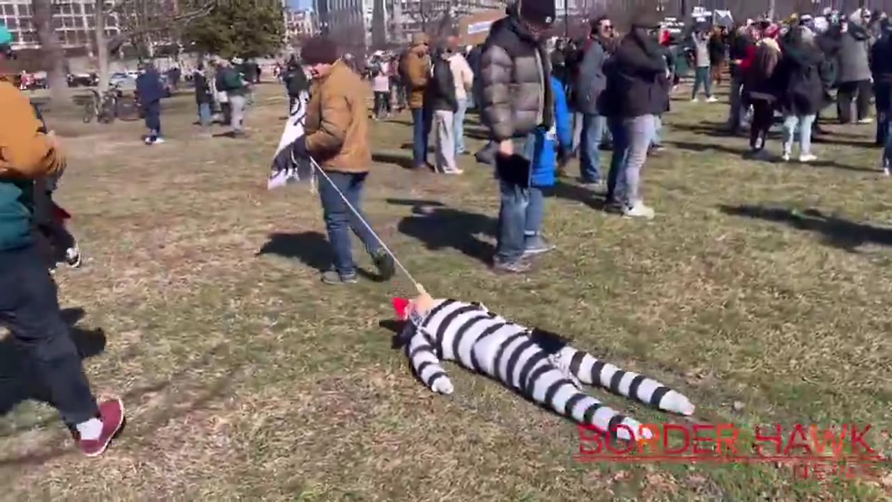 Democrats are dragging around an effigy of President Trump in prison clothes.