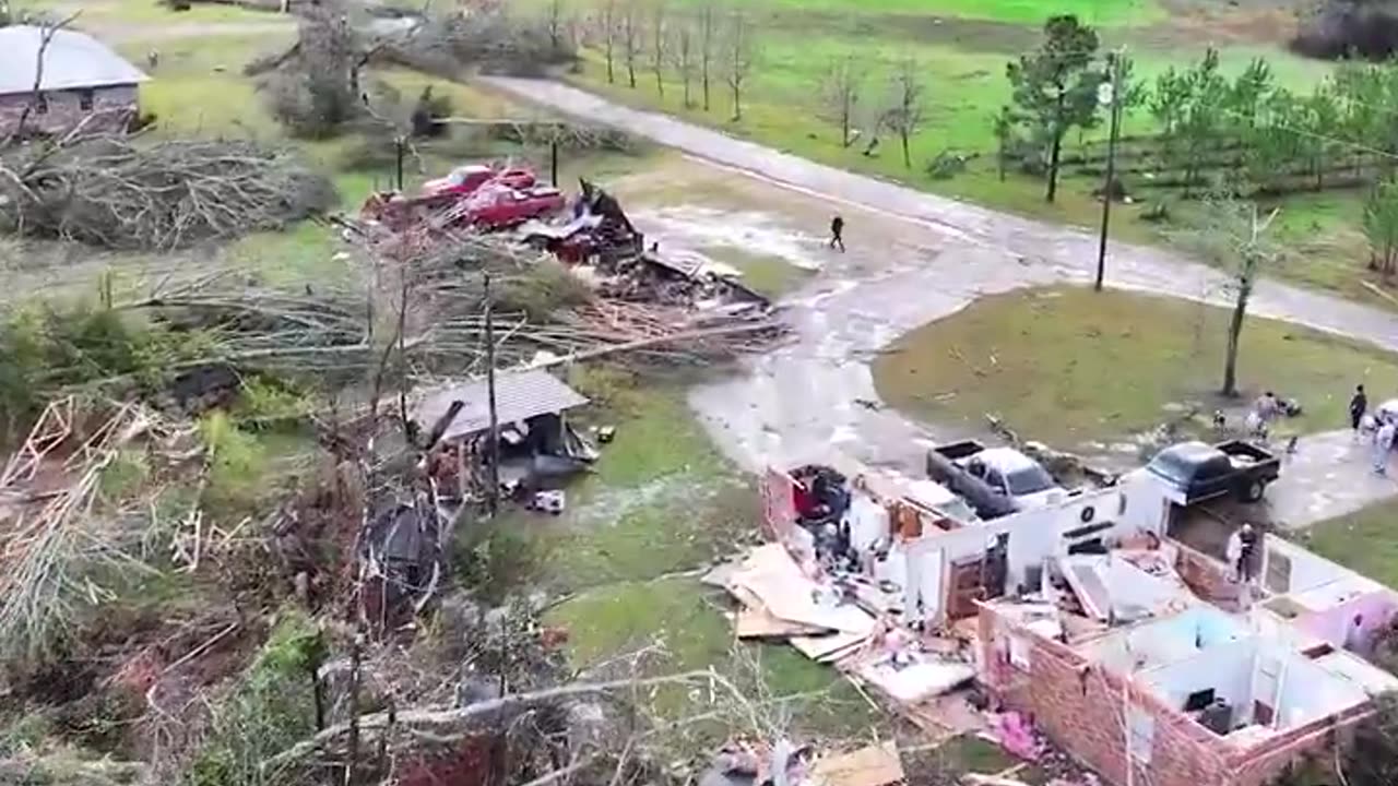 WATCH: Footage shows devastation in McCall Creek, Mississippi after tornado swept through