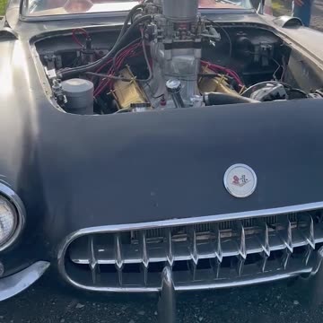 Monday Motor Madness # 115 - Barn Find Vette