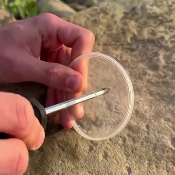 "Unlocking the Secrets of Survival: Science Experiments & Hacks for Your Ultimate Bushcraft Camp!"