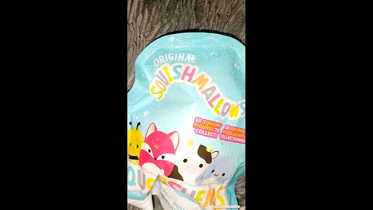 Squishmallow Surprise blindbag {Which one will we get?!)