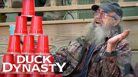 Duck Dynasty: Jase and Willie Challenge Alan and Jep to a Survival Race