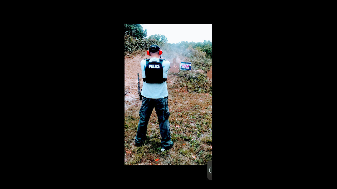 Pistol. M&P S&W