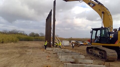 Texas Border Wall Construction Is Back!