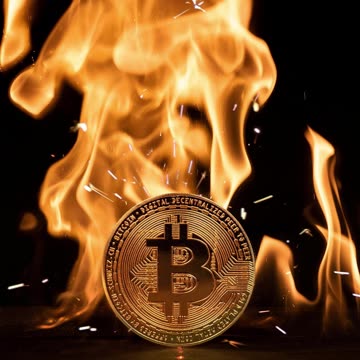 Bitcoin just spiked 7% #Bitcoin #CryptoNews #CryptoPulse