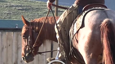 Don't use your outside leg in the turn.