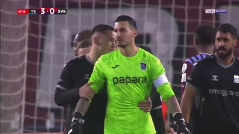 The goalkeeper of Trabzon wanted to execute a penalty against Sivasspor, but...