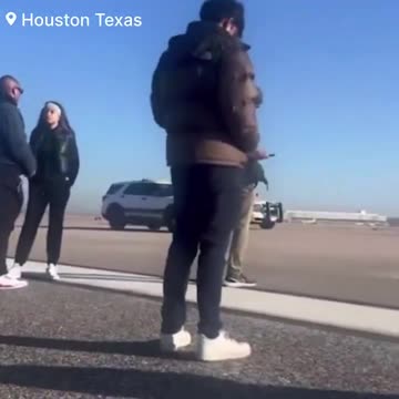 Passengers Forced To Evacuate After United Airlines Plane Catches Fire At Houston Airport