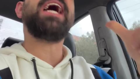 اصفهانی شاکی