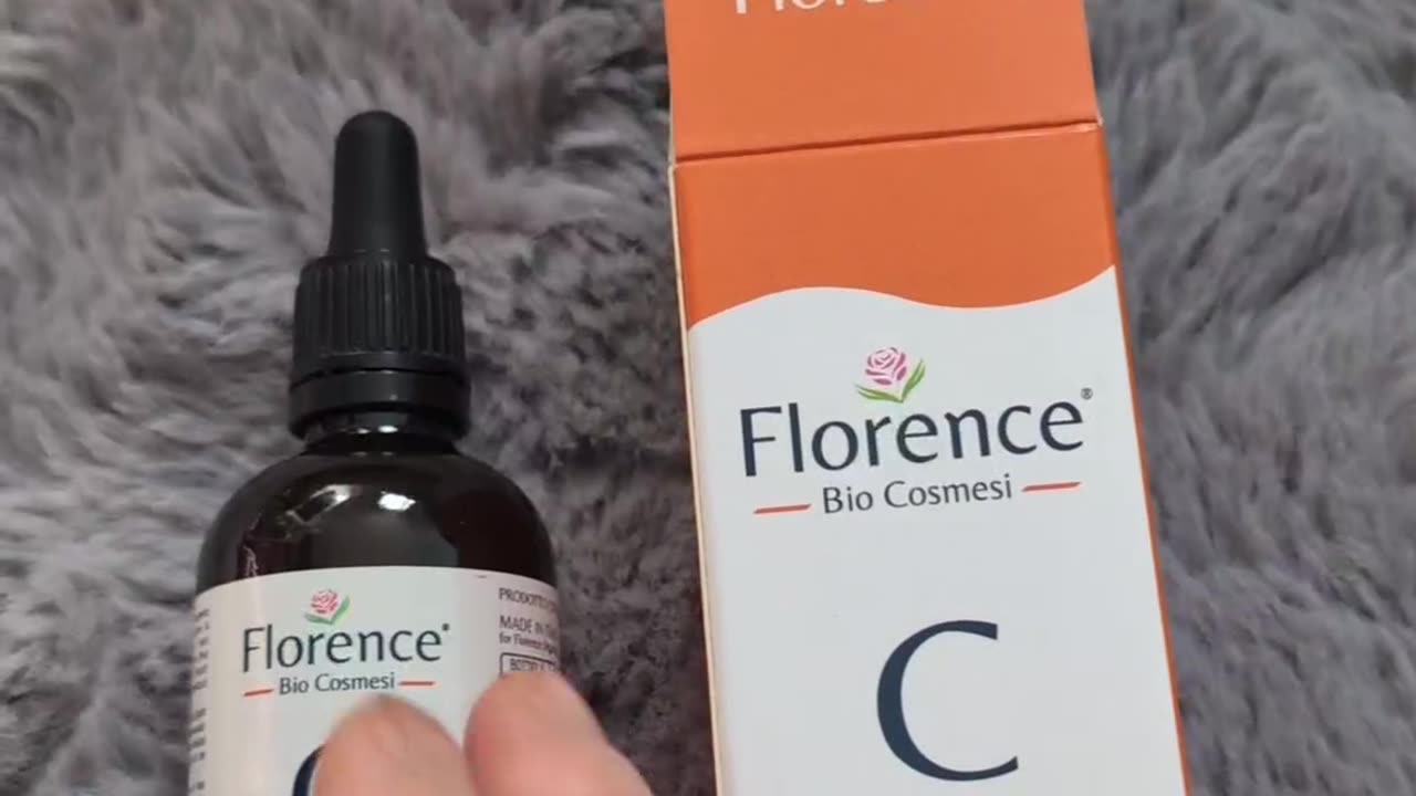 Anti Aging Vit C Serum with Hyaluronic Acid, Niacinamide & Vit E. Skin Brightening Serum