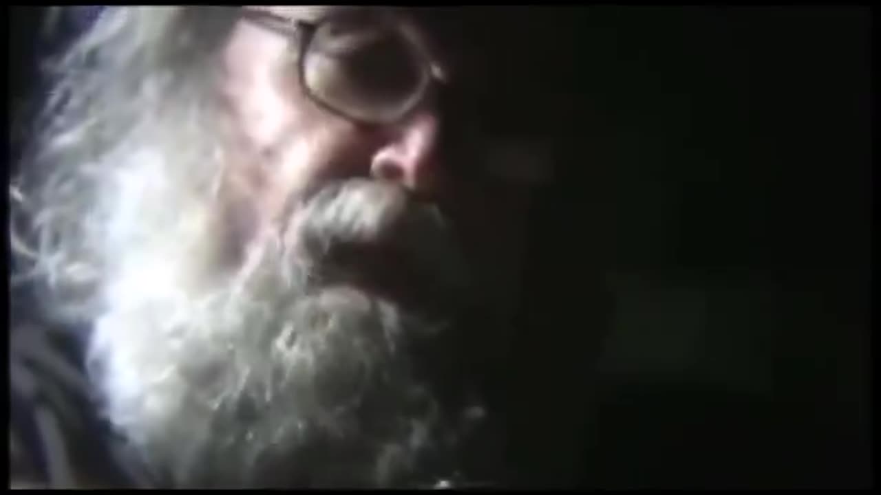 Stanley Kubrick Talks About The Moon Landing (Kappa)