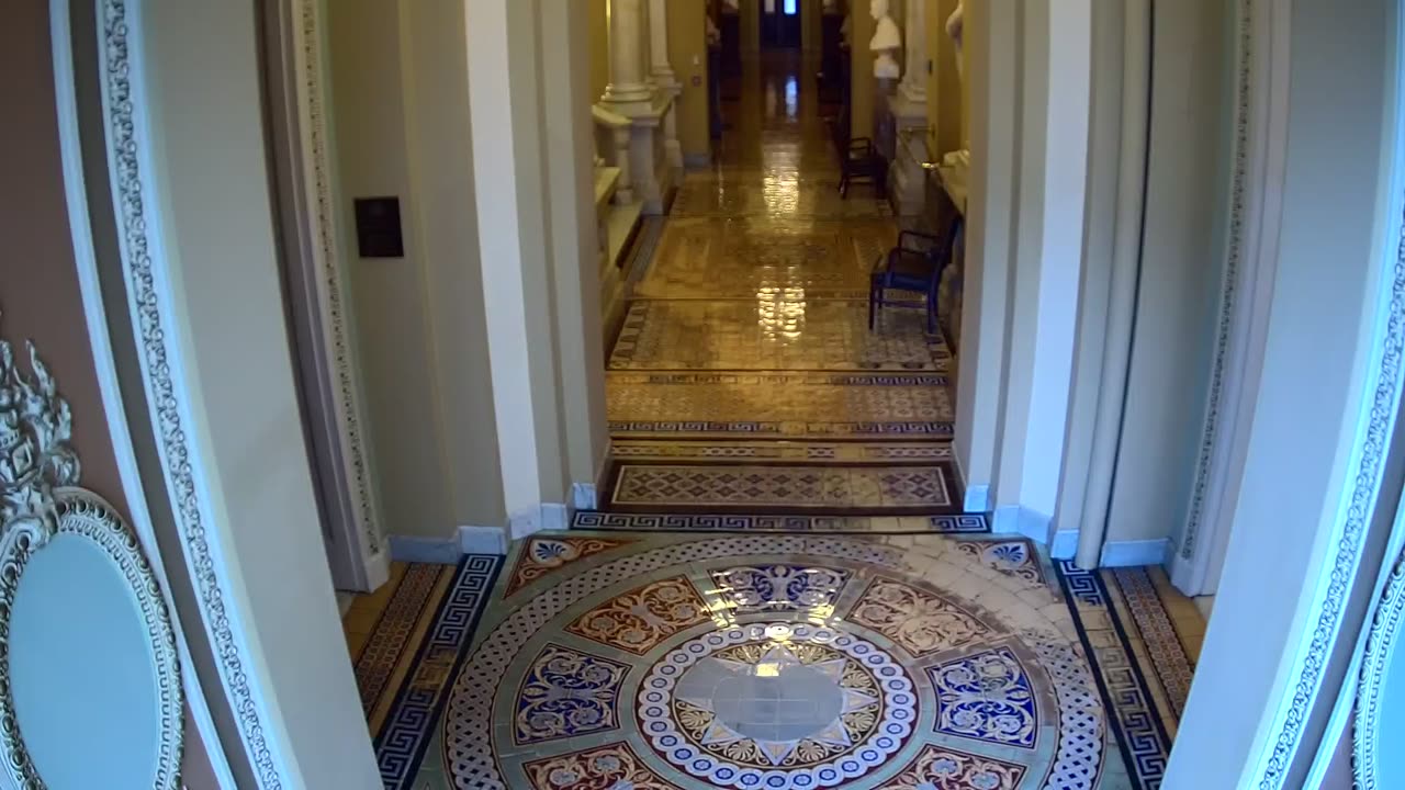 0205USCS02WestStairsnearS221_2021-01-06_15h00min01s827ms.mp4